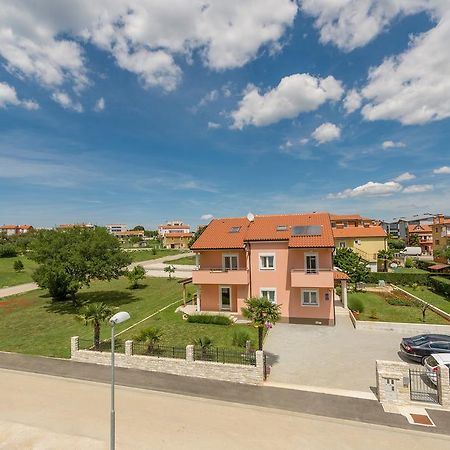 Guest House Gloria Novigrad Istria المظهر الخارجي الصورة