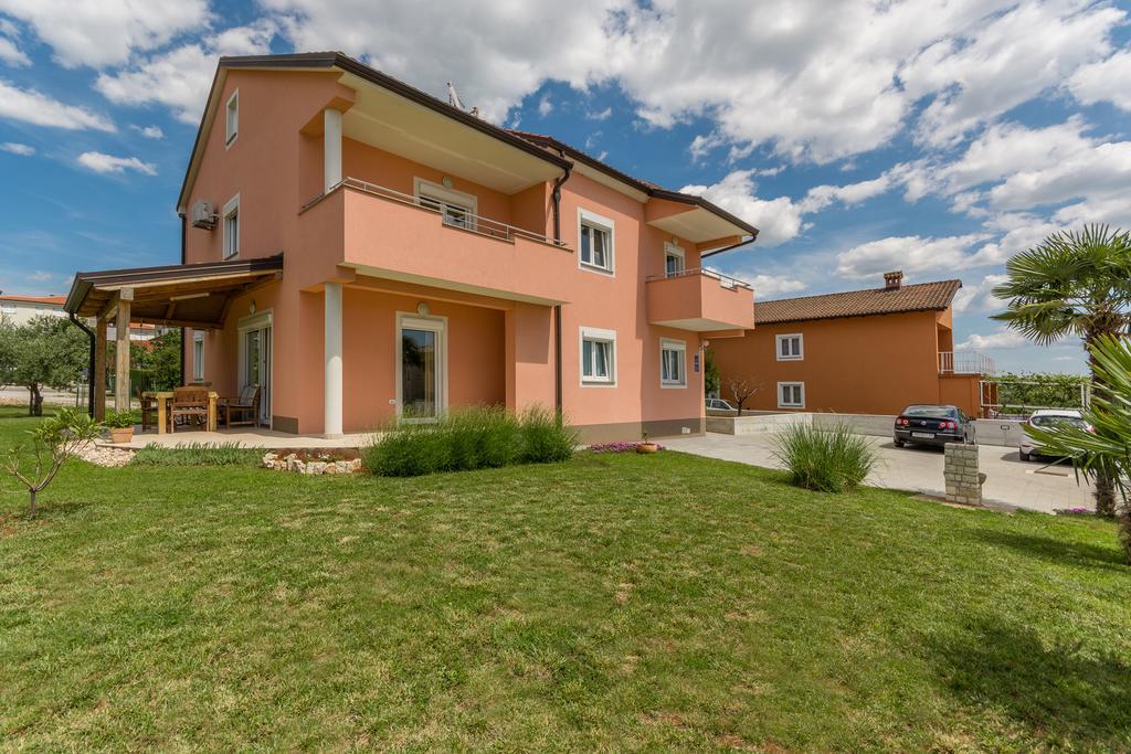 Guest House Gloria Novigrad Istria المظهر الخارجي الصورة
