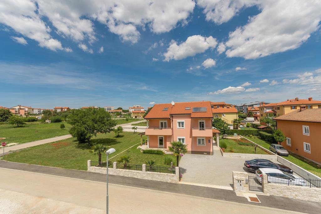 Guest House Gloria Novigrad Istria المظهر الخارجي الصورة